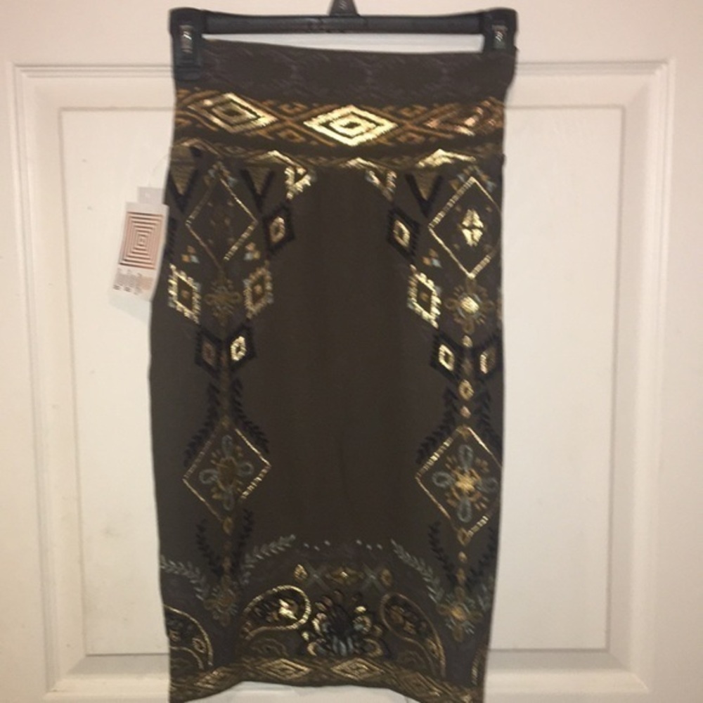 🌟⚜️Lula row multi colored metallic skirt